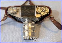 Exakta VX Ihagee Dresden 35mm Camera Withmultiple lenses Untested