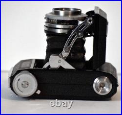 MINT Medium Format Camera Pearl III Konica 120 Film Compact Vintage Photography
