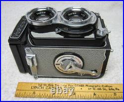 NICE Vintage 127 FILM YASHICA-44 Gray/Black Twin Lens Reflex TLR Camera with CASE