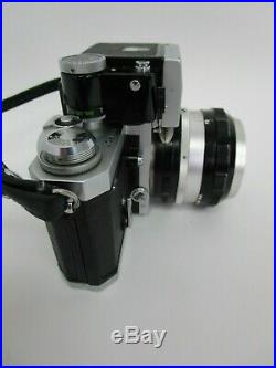 Nikon F Vintage 35mm Film Camera Chrome withNikkor Lens Japan