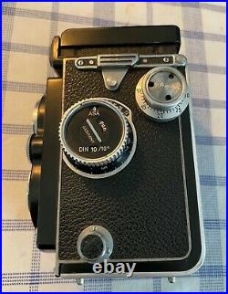 Rolleiflex 3.5 xenar fixed viewer (original leather case and lens cover)
