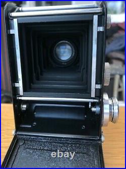 Rolleiflex TLR 6x6 Carl Zeiss Tessar f/3.5 lens