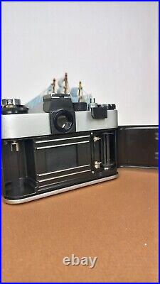 SLR Film Camera 35mm Zenit E Helios-44-2 M42 Lens Vintage USSR used Working phot