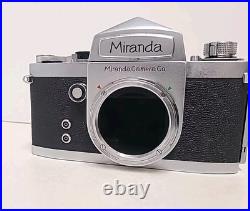 VINTAGE 1960 MIRANDA D 35mm CAMERA, SOLIGOR MIRANDA 1.9 LENS READ