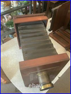VINTAGE ANTIQUE LARGE FORMAT FOLDING BOX WOOD CAMERA With BAUSCH LOMB BRASS LENS