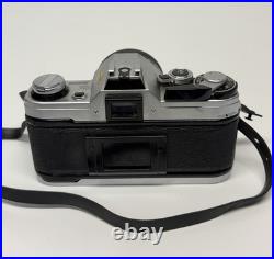 VINTAGE Canon AE-1 35mm SLR Camera with 50mm 11.8 Lens VINTAGE Canon AE-1 35mm SLR Camera with 50mm 11.8 Lens