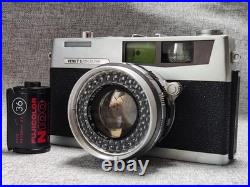 VINTAGE Petri 7S Rangefinder Camera 45mm f/1.8 Large Aperture Lens TESTED