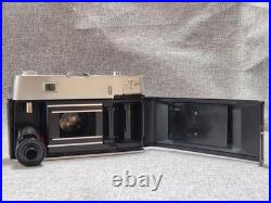 VINTAGE Petri 7S Rangefinder Camera 45mm f/1.8 Large Aperture Lens TESTED