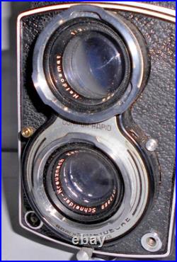 VINTAGE ROLLEICORD CAMERA With SCHNEIDER 75mm f3.5 LENS VINTAGE ROLLEICORD CAMERA With SCHNEIDER 75mm f3.5 LENS