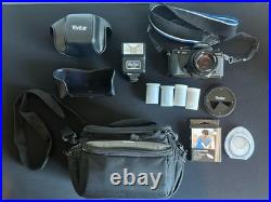 VIVITAR V3800N VINTAGE CAMERA With 35mm Lens, 4 New Film Rolls Carry Case Flash
