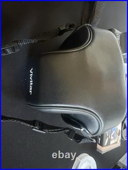 VIVITAR V3800N VINTAGE CAMERA With 35mm Lens, 4 New Film Rolls Carry Case Flash