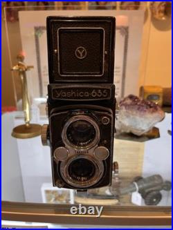 Vintage 1958 Yashica 635 twin-lens reflex (TLR) camera 120mm Film Or 35mm Film