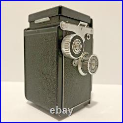 Vintage Accuraflex Twin Lens Box Camera TLR Accurar Anastigmat 13.5 Lens Japan