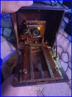 Vintage Almer Coe Folmer Schwing Camera With A 18 In Bausch& Lomb 1897 Lens