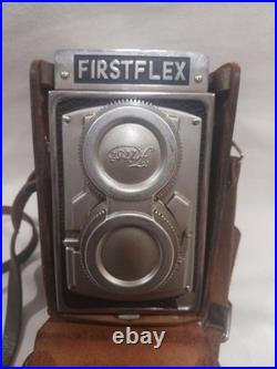 Vintage Camera Firstflex Twin Lens Reflex (TLR) 1950s with Leather Case UNTESTED Vintage Camera Firstflex Twin Lens Reflex (TLR) 1950s with Leather Case UNTESTED