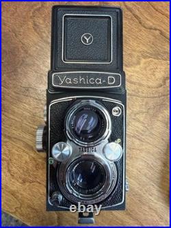 Vintage Japan Yashica-D Film Camera with Yashikor 80 mm Copal-MXV Lens -A