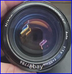 Vintage Nikon N2000 Film Camera with 5 Lens 55mm, 135mm, 300mm 80-200mm Nikkor