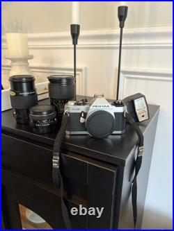 Vintage PENTAX MG 35mm SLR film camera 50mm 12 Wide Angle Zoom Lens AF160 Flash