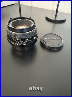 Vintage PENTAX MG 35mm SLR film camera 50mm 12 Wide Angle Zoom Lens AF160 Flash