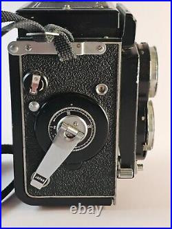 Vintage Ricoh Twin Lens Reflex Camera Seikosha-SLV 120 Film