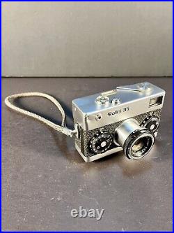 Vintage Rollei 35, 35mm Camera Tessar 40mm f/3.5 lens Not Film Tested