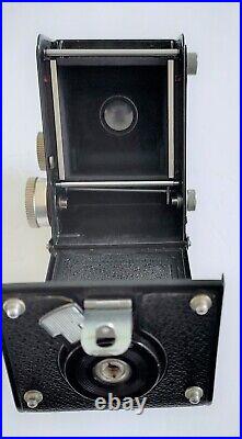 Vintage Rolleicord Frank & Heidecke Germany Twin Lens Camera