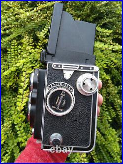 Vintage Rolleiflex 6x6 medium format film TLR camera Schneider Xenar 3.5 75 lens