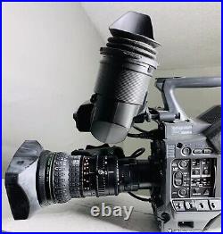 Vintage VIDEO CAMERA SONY DXC-D30 Fujinon AT2 A19x8.7BRM-28 Lens DXF-701