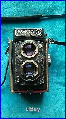 Vintage YASHICA MAT 124G Twin Lens Reflex Film Camera