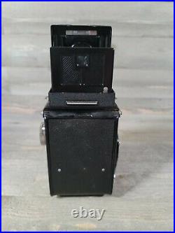 Vintage YASHICA MAT LM Twin Lens Copal-MXV Read Desc Sold As Is
