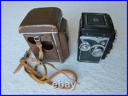 Vintage Yashica-D TLR Film Camera (1960) with Original Case + Lens Cap