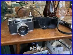Vintage Yashica Electro 35 Camera For 35mm Film, withLeather Case, 45mm 11.7 Lens