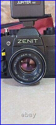 Vintage ZENIT-15M SLR CAMERA HELIOS -44M-6 lens 35mm