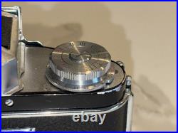 Vintage camera EXACTA/Jhagee EXAKTA/Lens Carl Zeiss 50 MM Untested