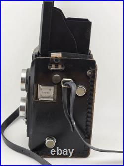 Vintahe Yashica A TLR Medium Film Camera W case/lens cap. Mint Cond. Looks New