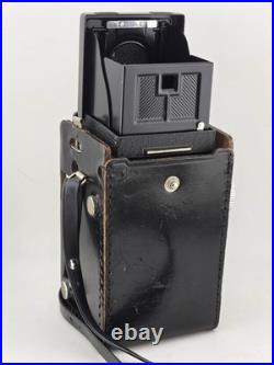 Vintahe Yashica A TLR Medium Film Camera W case/lens cap. Mint Cond. Looks New