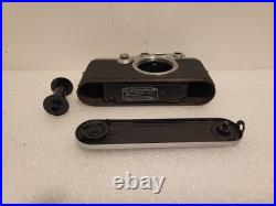Working Leica IIIC Camera Summitar 5cm 50mm F12, original lens cap and case
