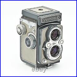 Yashica D Twin Lens TLR 120 6x6 Film Camera. RARE Grey/Grey Colour. IN BOX