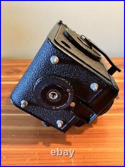 Yashica Mat 124G 6x6 TLR Film Camera Vintage Twin Lens