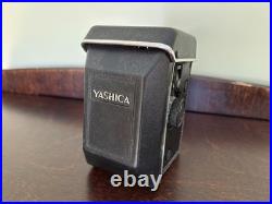 Yashica Mat-124G Twin Lens Reflex Camera with Case Medium Format Vintage
