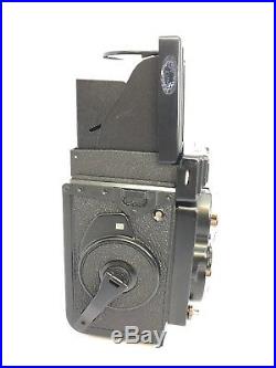 Yashica Mat 124g Twin Lens Reflex. Yashinon 80mm F3.5. Medium Format Tlr Mint