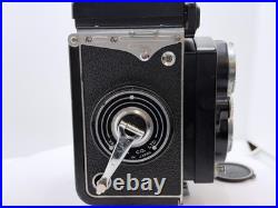 Yashica-Mat vintage 6x6 twin lens reflex medium format camera Yashica-Mat vintage 6x6 twin lens reflex medium format camera