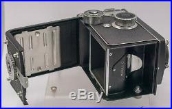 Yashica Yashicaflex Model C 120 Film TLR Camera with Yashikor 80mm F3.5 Prime Lens